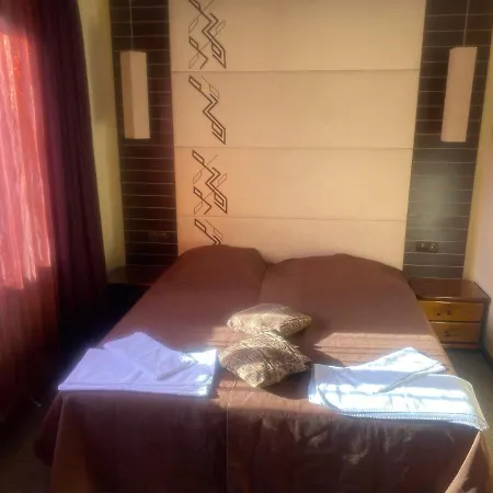 Къща за гости Guest Iglika 3*